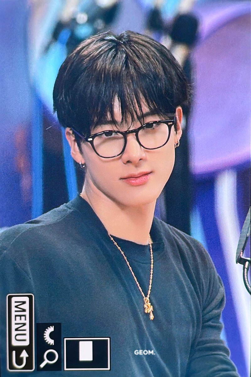 geometry_eric's tweet image. 250421

#소녕재 #손영재 #손에릭 
#에릭 #ERIC #에디
#더보이즈 #THEBOYZ