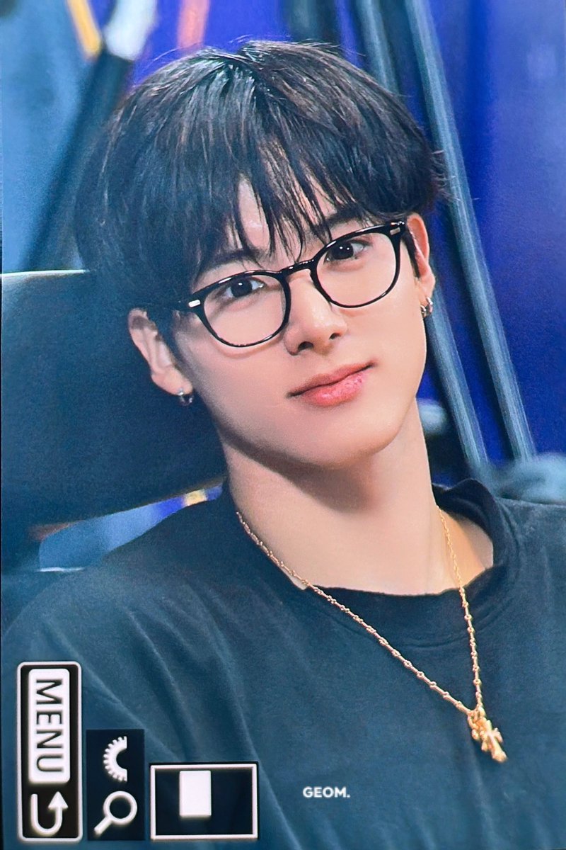 geometry_eric's tweet image. 250421

#소녕재 #손영재 #손에릭 
#에릭 #ERIC #에디
#더보이즈 #THEBOYZ