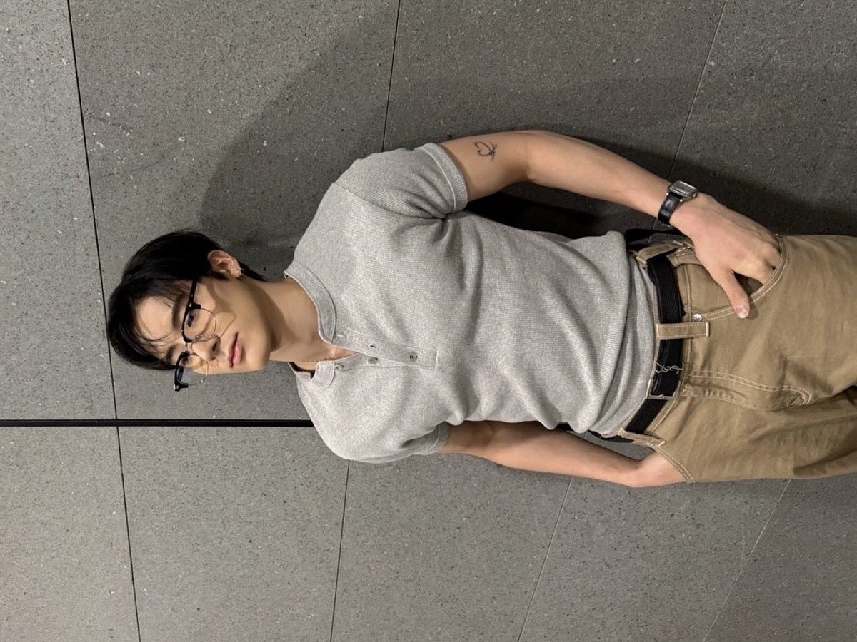 ericthinks's tweet image. these looks ★