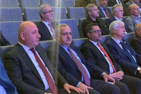 Turan__Avci's tweet photo. Van TSO yönetim kurulu  başkanımız ve yönetim kurulu heyetimiz ile birlikte Uluslararası Altın Kentler Derneği tarafından Ankara'da gerçekleştirilen "Van Ekonomi Zirvesi"ne katılım sağladık. https://t.co/WnWGVSkIOa