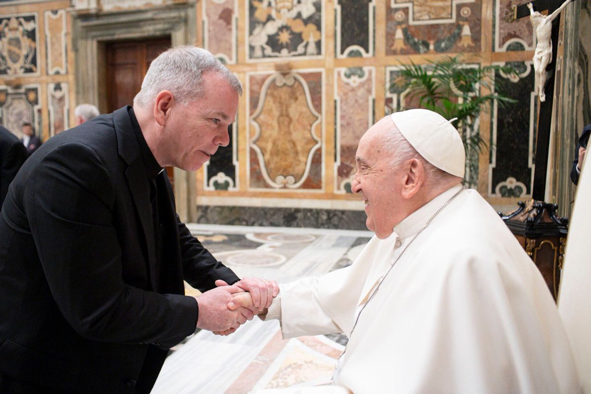 The King’s College community joins with the Church and the world in mourning the passing of Pope Francis. His message of mercy, justice, and compassion resonated far beyond the walls of the Church and called all of us to care more deeply for one another.