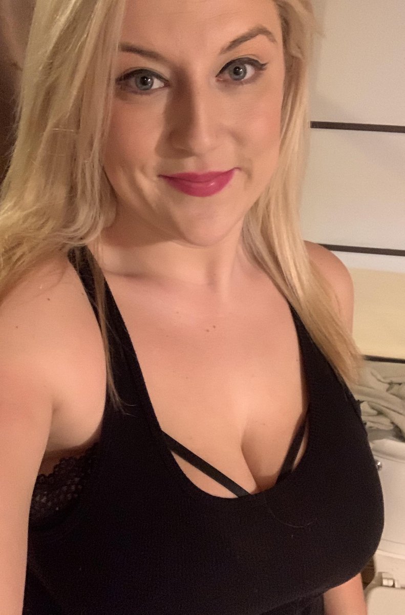 Would I still be a good candidate to be your girlfriend? 🌹💋😉
