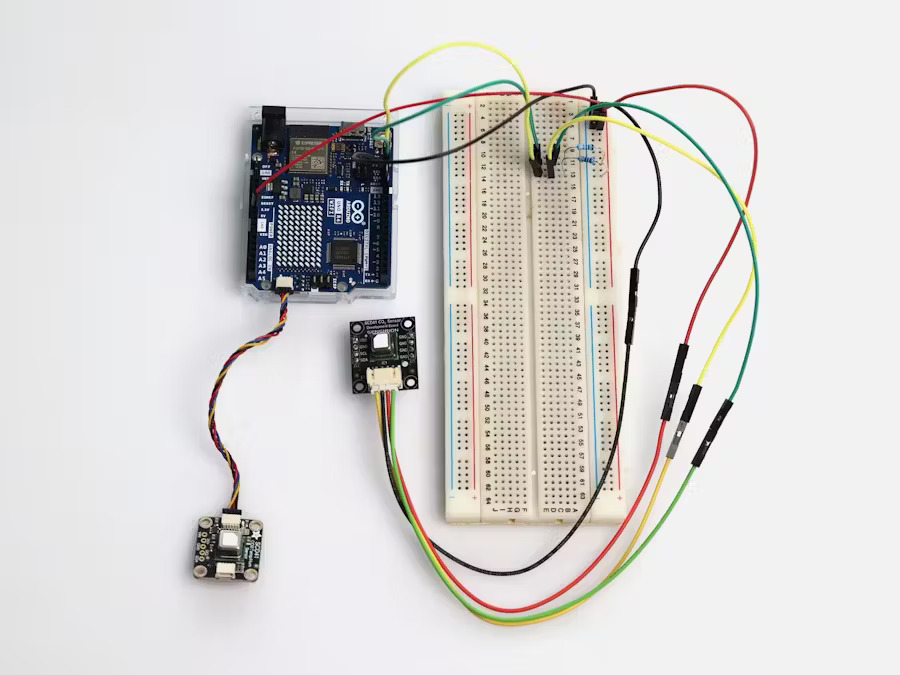 For Easter, we’ve got a new tutorial for you—exploring another way to connect two sensors with the same I²C address. Using an #Arduino Uno R4 WiFi.
Check out the full how-to: hackster.io/sensirion-soft…

#MakerMonday #MakeItWithSensirion