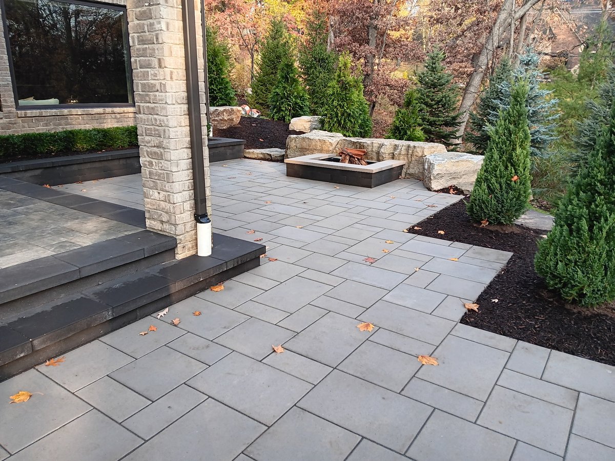 sascriptinc's tweet image. 🌞Get ready for an amazing 2025 season! Contact us now for a free estimate and make your dreams a reality. Let's create something extraordinary together. 
#brickpavers
sascript.com