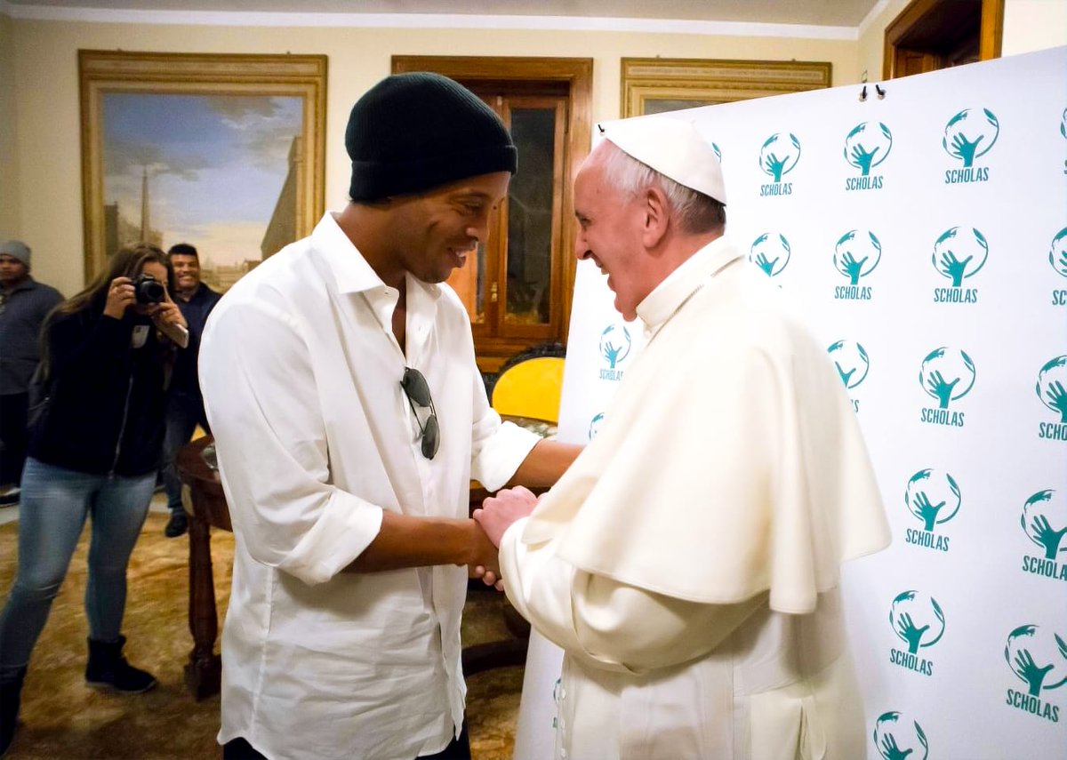 Ronaldinho tweet media