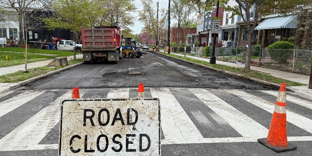 DDOTDC's tweet photo. Spring cleanup progress continues with #paveDC! Check out these photos of crews making milling and paving repairs to 16th & S St SE.
Stay updated on all construction activities and paving progress in the District ππ https://t.co/h3z7drMzbx. https://t.co/WDwAdPsuV5