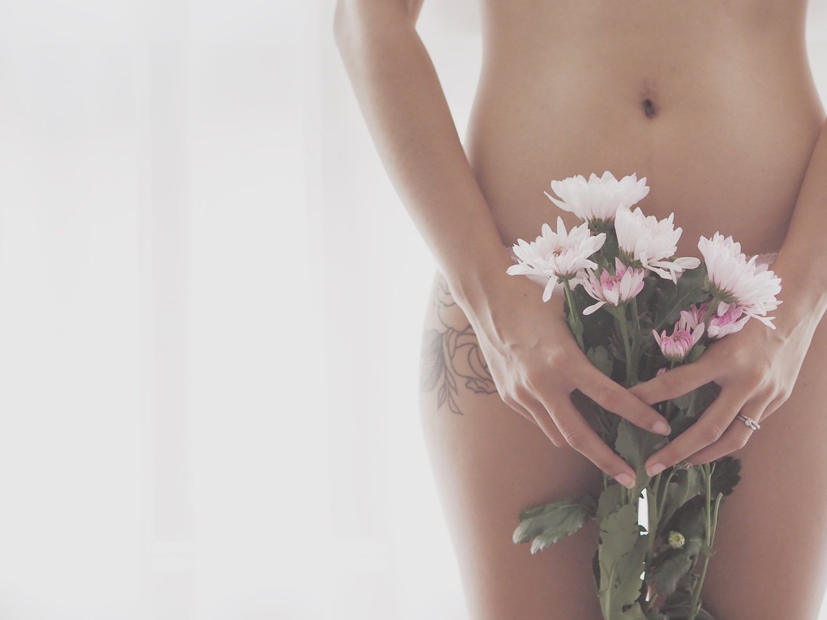 Cinsel Estetik: Konuşulmayan Gerçek!

<a href="/estetkcerrahSBB/">Dr. Serdar Bora Bayraktaroglu, MD. PhD.</a> cinsel estetik hakkında harika bir yazı yazdı ✨
Keyifli okumalar🌸
<a href="/VoxAestheticMag/">Vox Aesthetic Dergi</a> 

Yazıya aşağıdaki linkten ulaşabilirsiniz👇🏻

voxaesthetic.com/tr/article/?ti…

#cinselestetik #estetik #plastikcerrahi #fyp