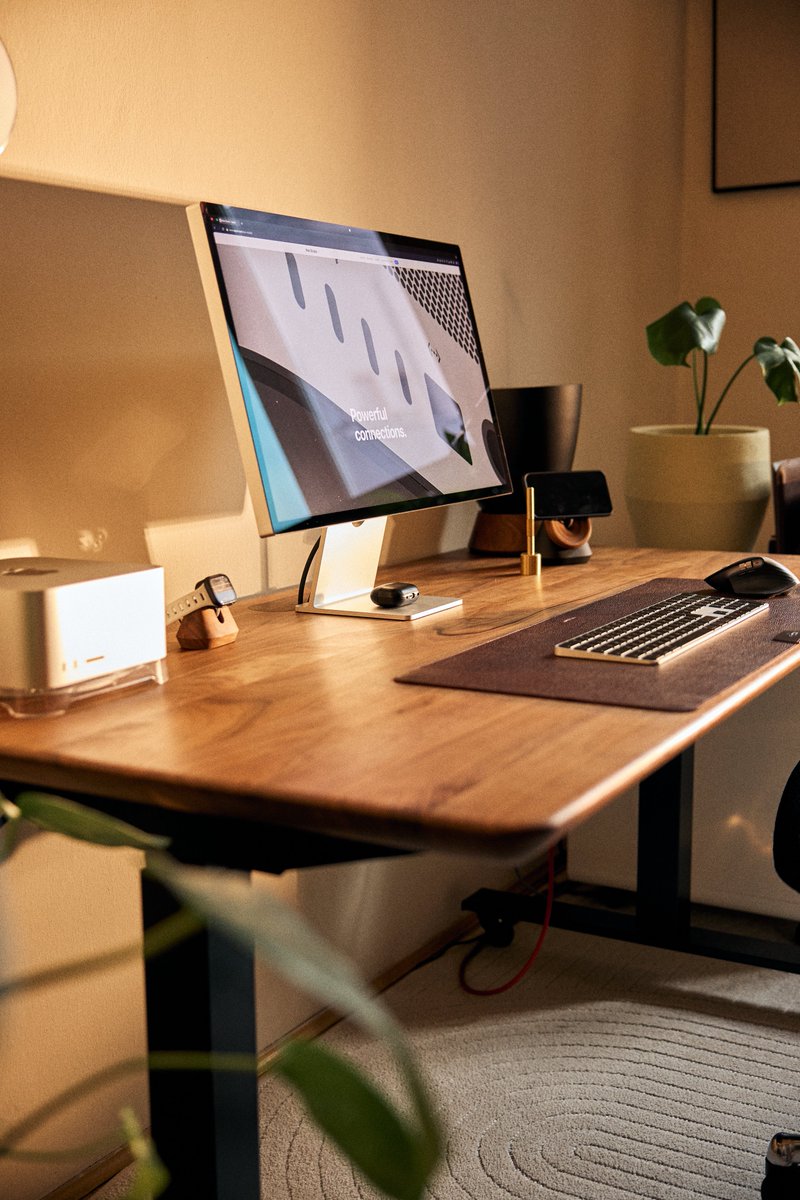 mamoastudio's tweet photo. My little workspace. https://t.co/FzgeIsrDQ0