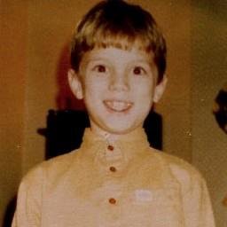 GabMargarita's tweet photo. Countdown to Jamie's birthday
Day 21
Jamie as a child
#JamieDornan #30DaysOfJamieDornan https://t.co/rbb8p0PUan
