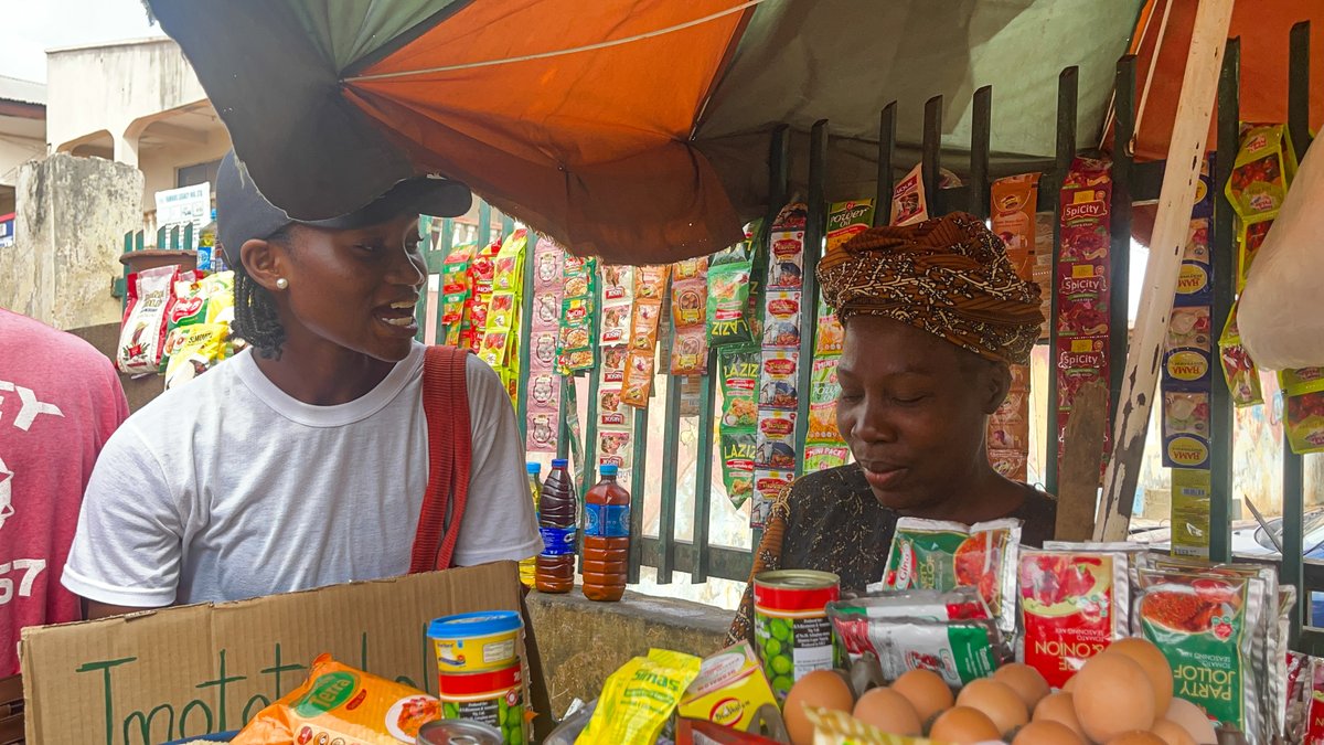Oyindamola83629's tweet photo. “Ask not what your country can do for you; ask what you can do for your country.” – JFK 

At Waste2Art Nigeria, we’re driving change through cleanup, creativity, &amp; community impact in Ekiti. 💚♻️

Kudos to our amazing team!
#Waste2Art #ClimateAction #Ekiti https://t.co/kabZ1Pu0GT