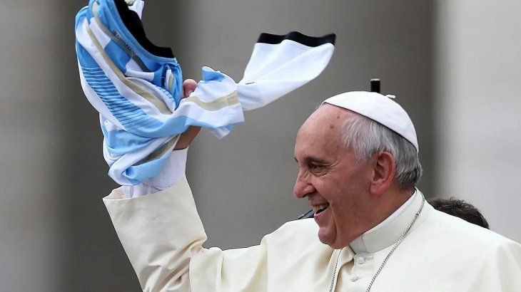 Lamentamos profundamente el fallecimiento de El Papa Francisco quien deja un legado de profundas reformas y reivindicaciones que hasta su llegada la Iglesia católica no había logrado afrontar.
Q.E.P.D