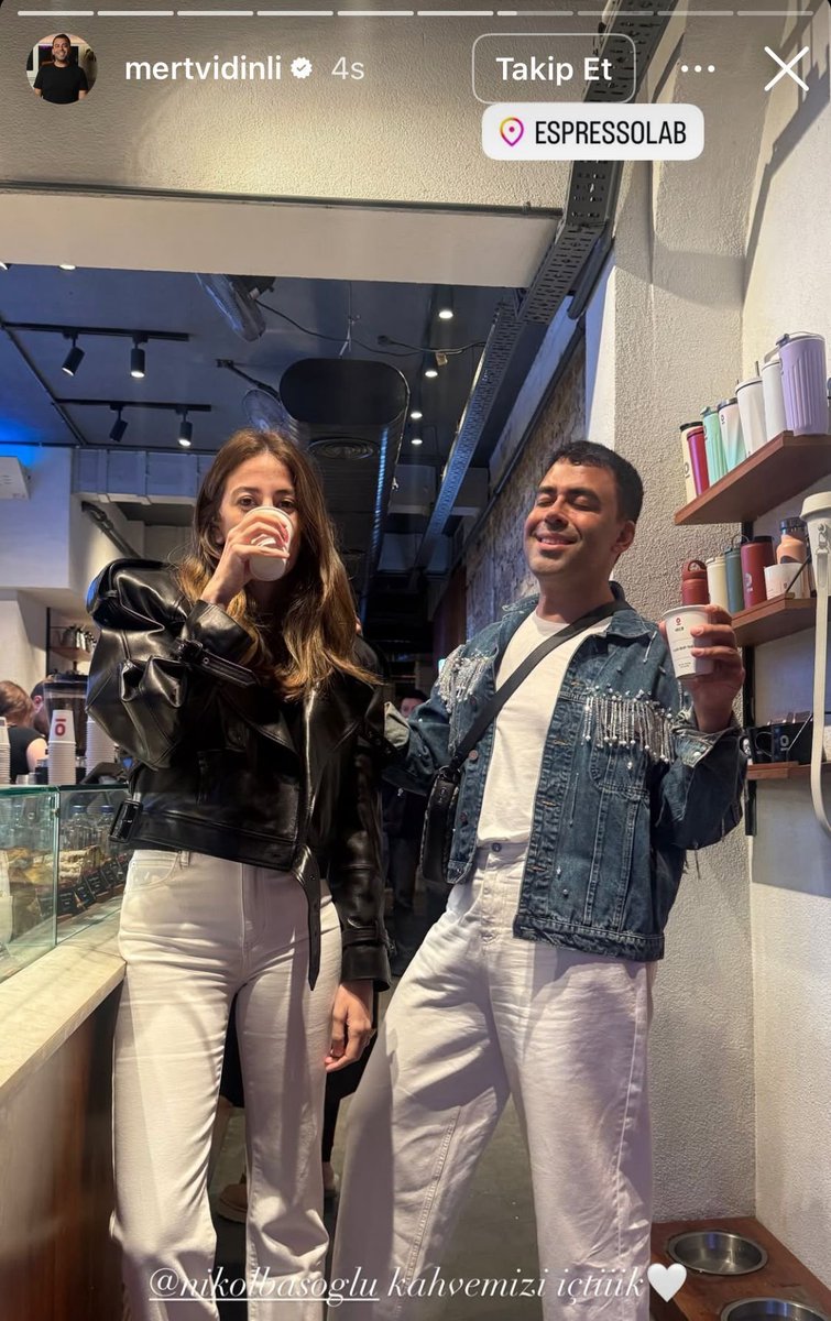 Ağzınızdan "özgürlük" lafı düşmez ama fikrini beyan eden "Mert Vidinli" yi linç etmekten de geri durmazsınız. 

Kimse size muhalif olamayacak mı ?
Herkes sizin gibi düşünmek zorunda mı ?

"Süleyman Soylu"
"Sedat Peker"
"ALLAH BELANIZI VERSİN"
#Altın