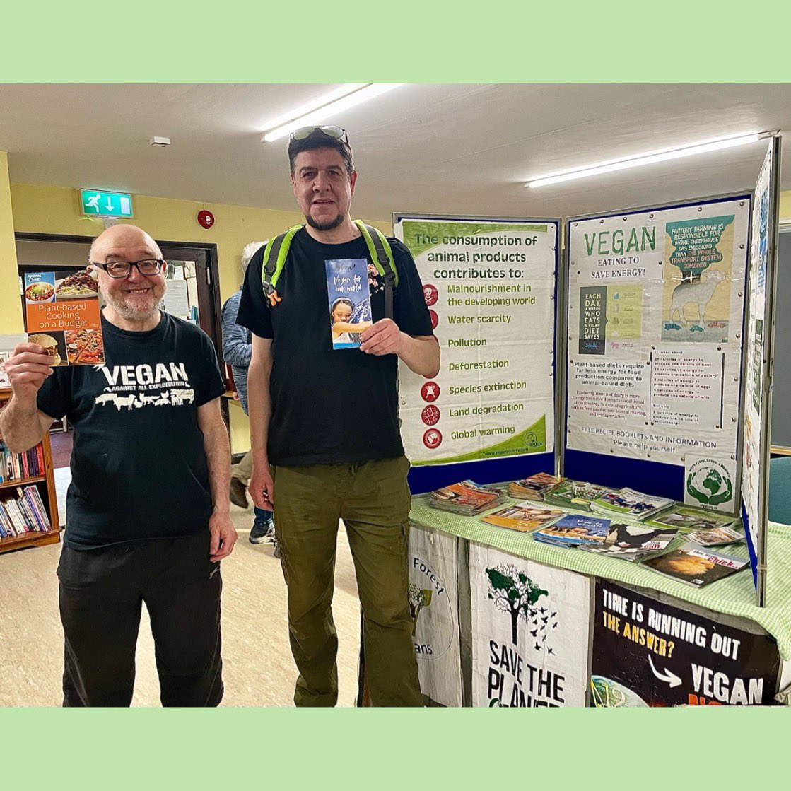 Many thanks to Ronnie and Jez for running our stall at the recent Greener Living Fair at Wribbenhall Community Centre (Bewdley).

#Vegan outreach can take place at community events like this as well as on the street. 

Message us if you’d like help and advice on how to do it.