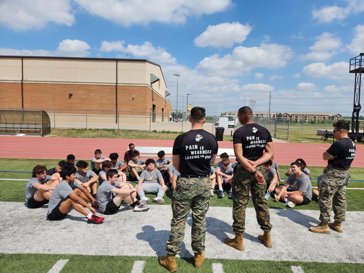 coachb_holtrop's tweet image. Catching up on a busy last week for @mem_war. Wednesday was Combat Fitness Test with the @USMarineCorps
#WarriorMentality #RYS