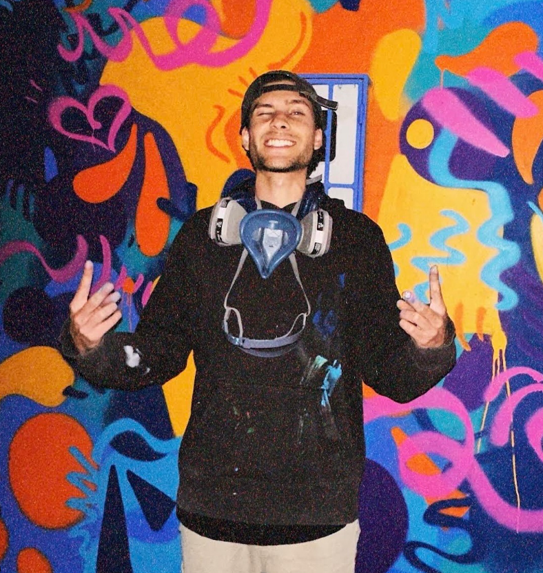 OLIT shows in five days! 

We've met a dozen talented artists and today is no different with <a href="/lukoart_/">ʟᴜᴋᴏ🌴</a>  being the feature!

Joyous and enduring energy is infections between his master of fat caps and mops, brushstrokes and pixel smears.