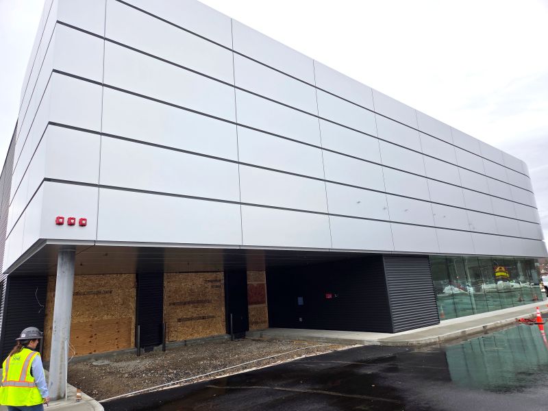 TwoTrails's tweet photo. Porsche Nashua’s Gen 5 Dealership is on the rise — built for performance, driven by sustainability. Porsche’s goal of carbon-neutral facilities is supported by High-Performance Consulting by Two Trails Inc.

 #Gen5 #CarbonNeutral  #HighPerformanceBuilding #SustainableBuilding https://t.co/f9lXBbzkzx