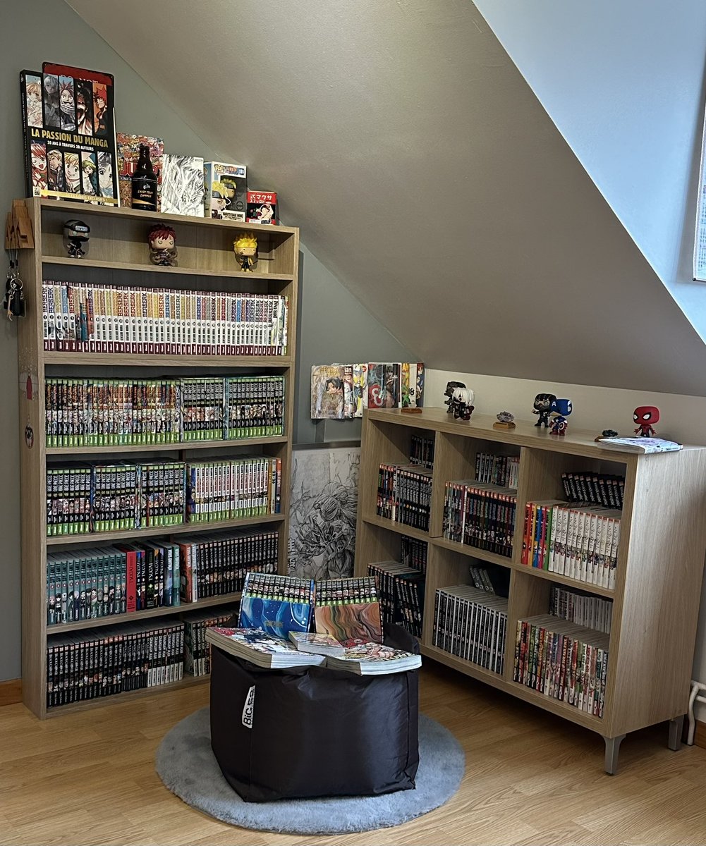 leaf_kakashi's tweet photo. Après près de 2 ans sans update, voici l’état de ma mangathèque en 2025 ! 🔥 (1/3) https://t.co/ch0h6TYrvz