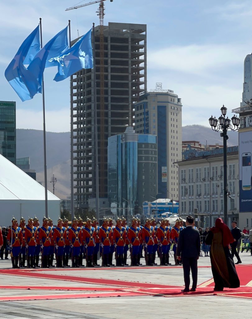 Today, I had the honor of presenting my credentials to H.E. Khürelsükh Ukhnaa, President of Mongolia as a Non-Resident Ambassador.
It is the first time in decades that the Somali flag flies in Ulaanbaatar—a proud moment reflecting our renewed journey of friendship &amp; cooperation.