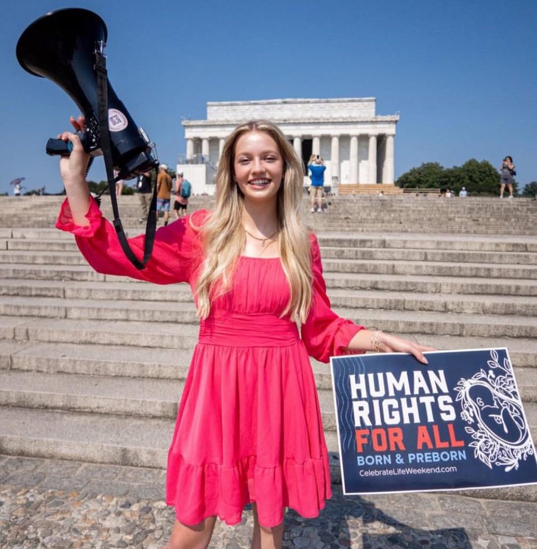 BryanKemper's tweet image. She’s based.