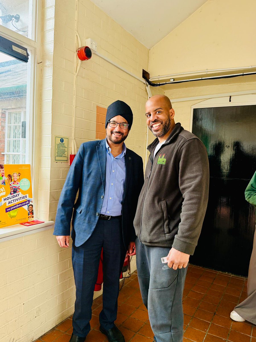 Great having our very own local MP come and visit us during our holiday HAF music workshop. <a href="/WarinderSJuss/">Warinder Juss</a>  took time to talk to the young people and even stepped in the booth. Hopefully we can talk again soon!! #Beatsabar #wolverhampton