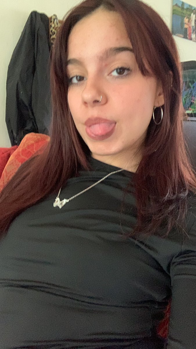 Allez au pieds on donne la patte  et la carte #moneyslave #moneymiss #soumis