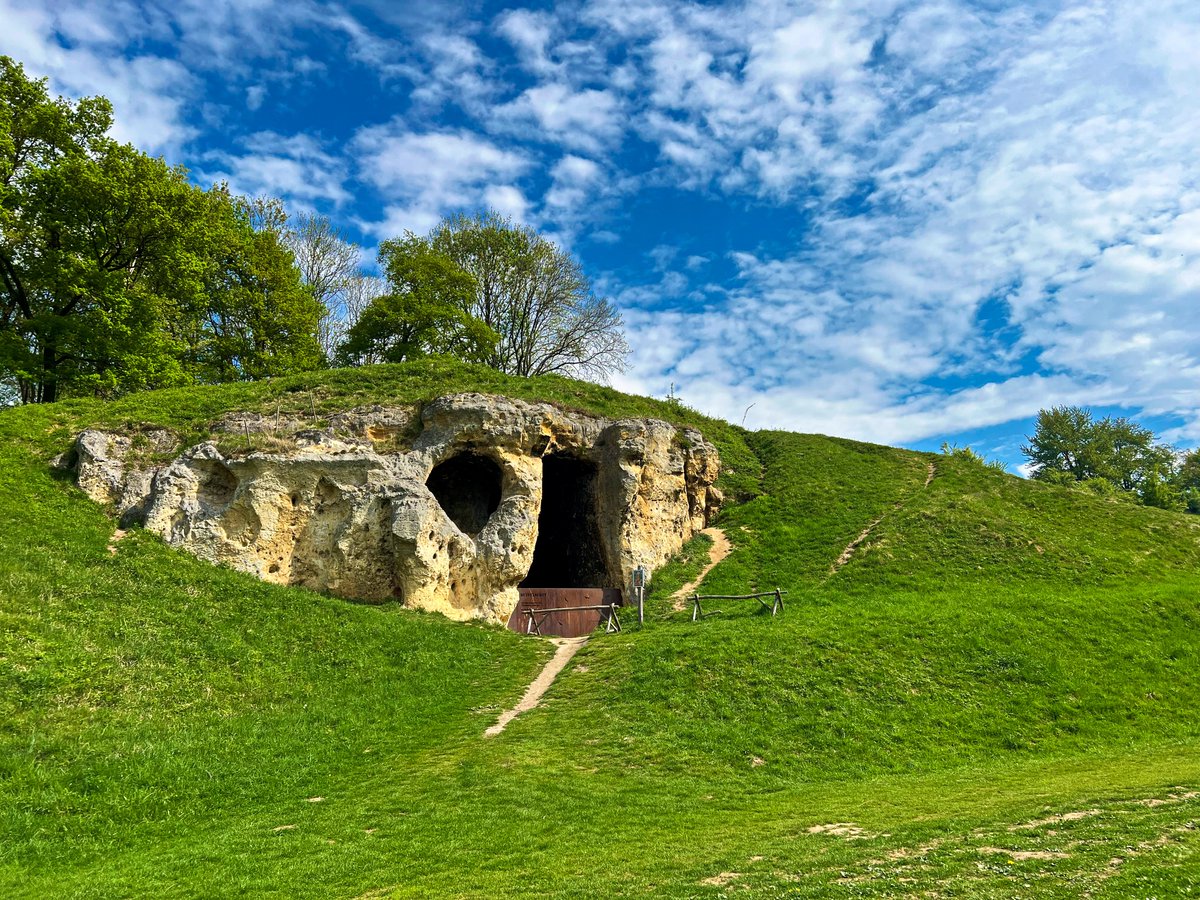 WalkingRoel's tweet photo. Hierbij deel 3 van de #FotoTop12 van mijn #RondjeLimburg-wandeling van gisteren (20-04-2025), van #sGravenvoeren (B) naar #Lanaken (B): https://t.co/3eYLQNk7pL