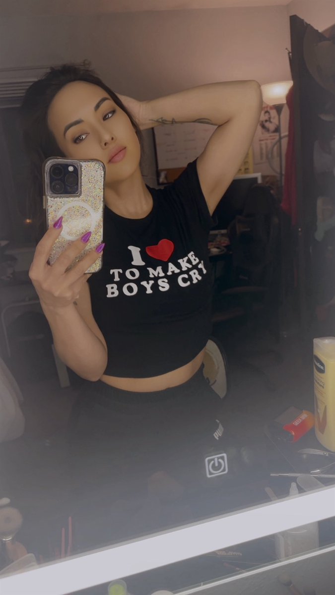 Miss B 👑 (@eaturmfheartout) / Posts / X