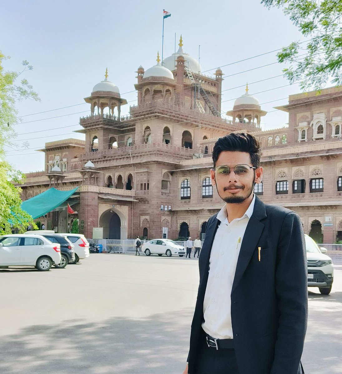 Adv_suren001's tweet photo. Life में सबसे बड़ा Comeback, 
   फिर से खुद को खुश करना ♥️🤘
 #advocate #Jodhpur #rajasthan #lawyer #law https://t.co/egwCs6ImrL