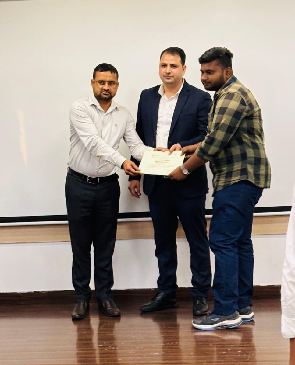 BCA_ANC's tweet photo. Give a big hand to the students from (BCA 1 &amp; BCA 2), who successfully completed the worthy workshop on (Gen AI, IOT, Cyber Security) held at  Techphilia 8.0 organized by Amity University (Patna).
 Keep Growing!🚀
#Techphilia8 #BCAChampions #GenAI #IoT #CyberSecurity https://t.co/c55oiRJCIm