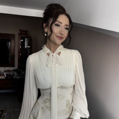 SemranurB's tweet photo. #YeniProfilResmi https://t.co/wZPT9Xrs9d