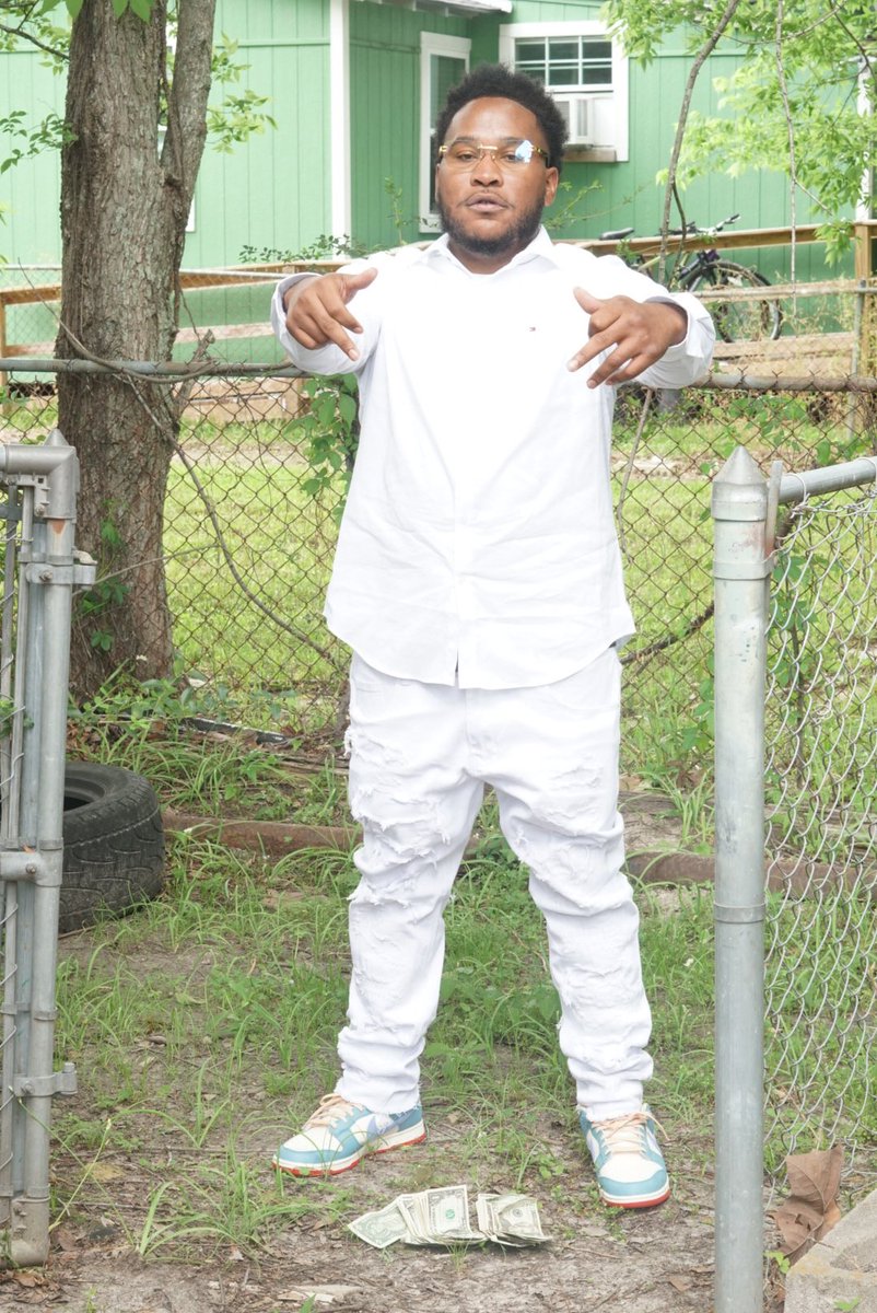 ELMorroRec's tweet image. Pain motivated me to go hard #LongliveRome🕊️