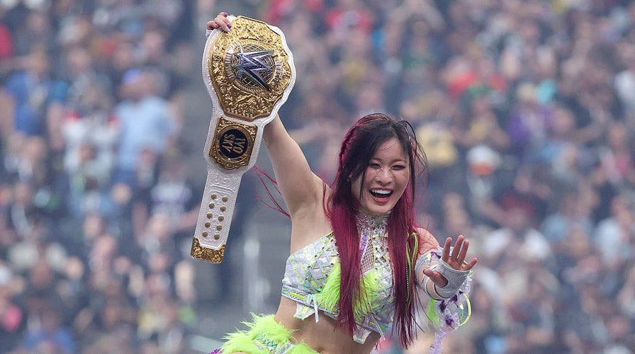 EEveillard13922's tweet photo. On a quand meme eu des bon moment durant ce Wrestlemania https://t.co/KSxZrRKHQ5