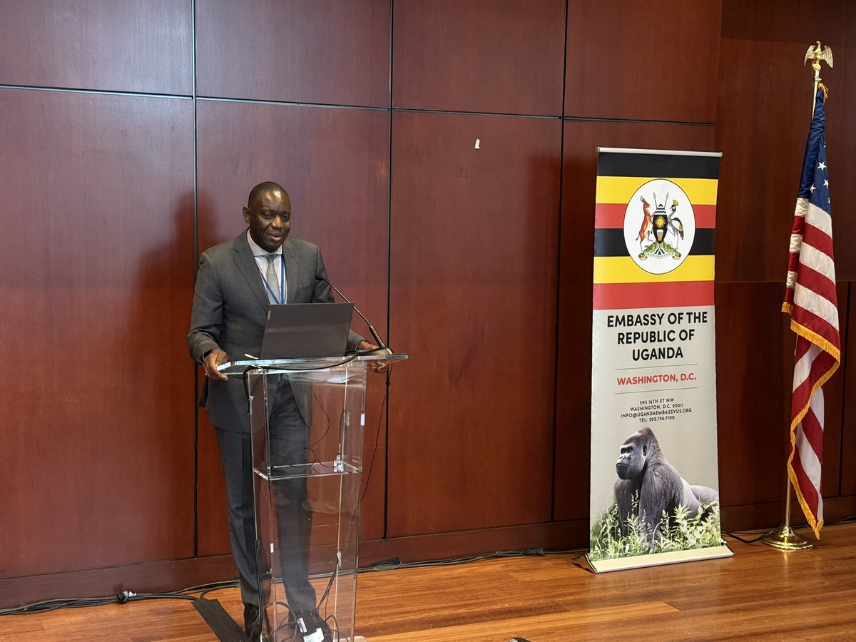 UgaEmbaWashDC's tweet image. Governor of @BOU_Official makes presentation on Bank of Uganda’s Domestic Gold Purchase Program (DGPP) to grow and diversify national reserves and promote value addition in domestic mining industry at ‘Uganda-United States Investment Breakfast Meeting’ 🇺🇬 🇺🇸
@UgandaMFA