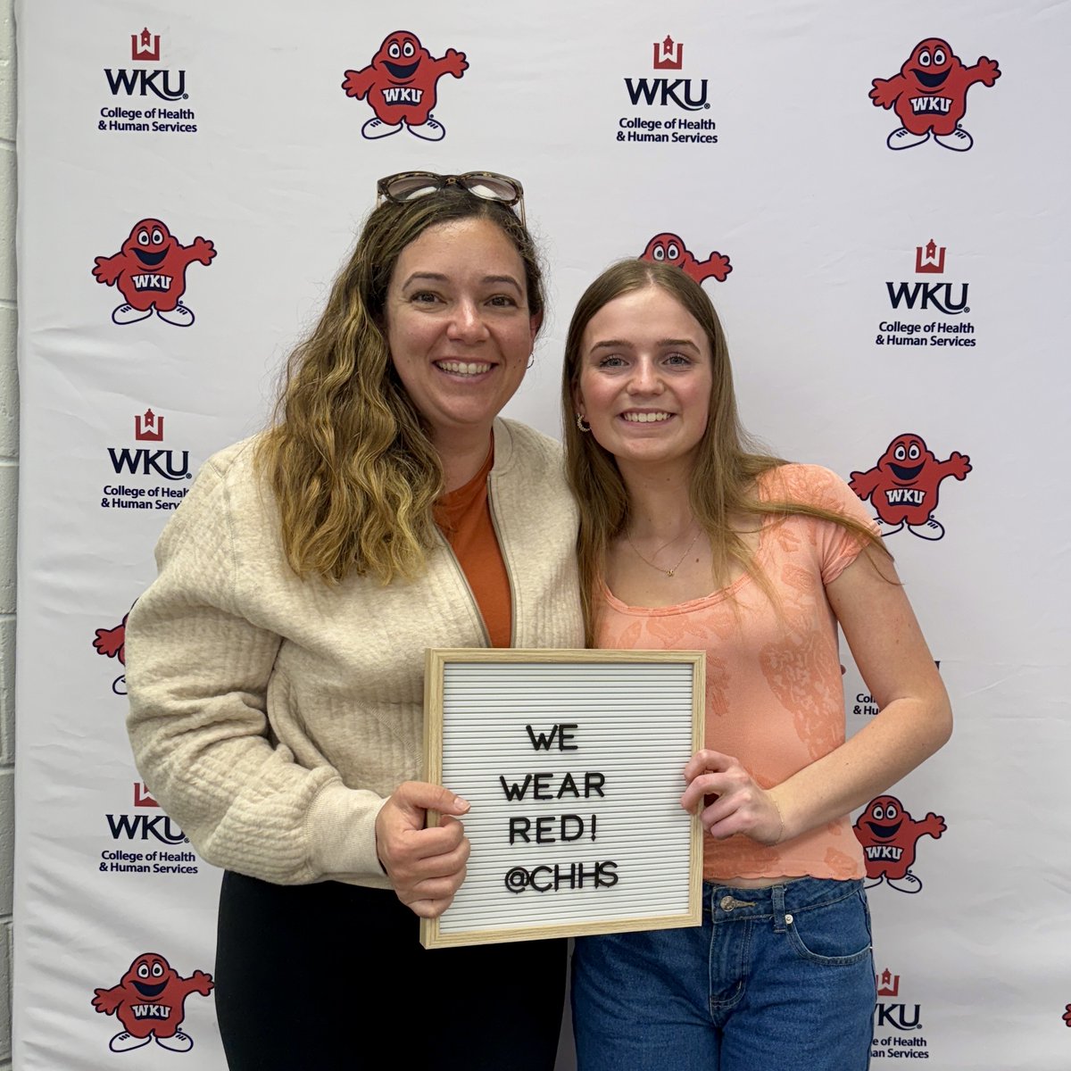 🌸 It’s the perfect time of year to explore campus and learn more about CHHS!
👏 A big thank you to everyone who has joined us for a CHHS VIP Info Session this semester!
👉 We can’t wait to welcome you back to the Hill soon! ❤️