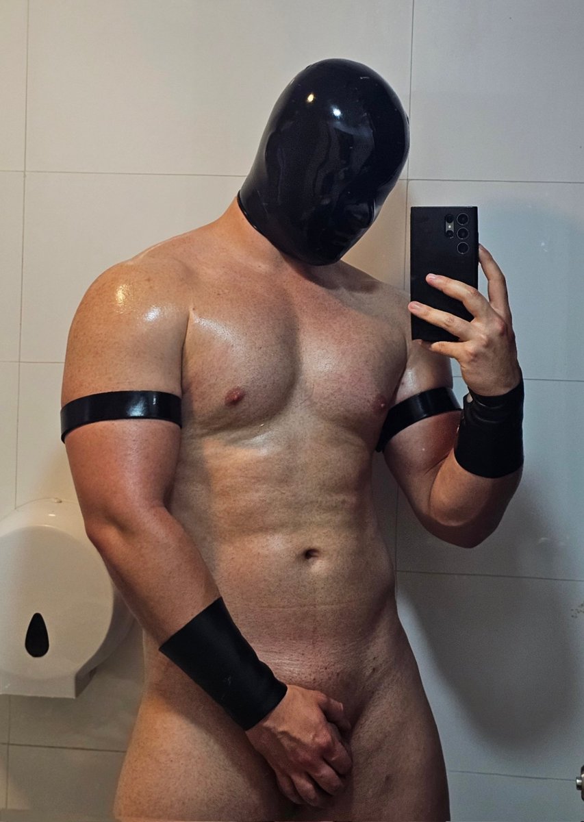 latexbog's tweet photo. Who's behind the mask?
OF https://t.co/clX0vCyXve https://t.co/4a4B1Cw26K