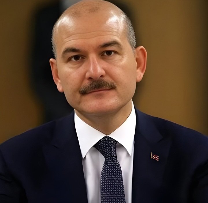 Mine Kartal. tweet media
