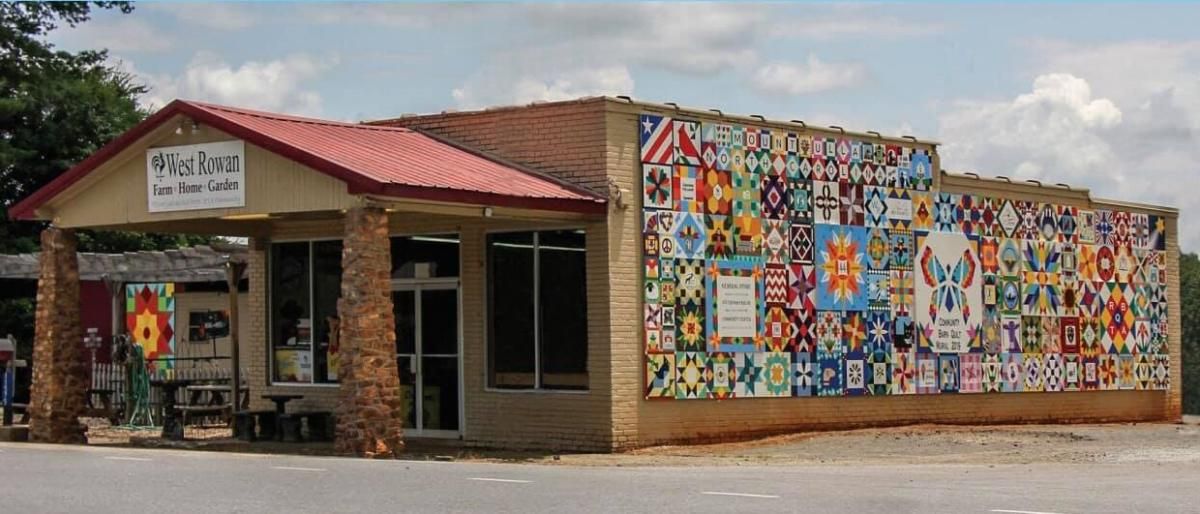 VisitRowanNC's tweet photo. Nestled in the western part of Rowan County is๐ Mount Ulla, North Carolina.
From scenic nature spots to farms, letโs explore all the best things to see and do in and around Mount Ulla, N.C. ๐ฉโ๐พ:
>>https://t.co/FHVs1FxAQz
#VisitRowanCountyNC https://t.co/bts1DbWNu0