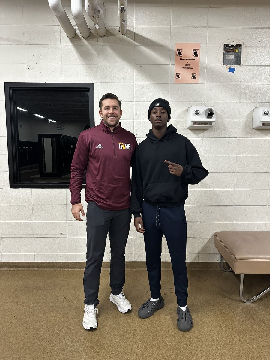 Brandon C Walton (@brandoncwaltom) on Twitter photo appreciate <a href="/CMU_Football/">Central Michigan Football</a> for stop by the school today. Look forward to get back on campus!! #CIA
<a href="/BHSREDDEVILFB/">BHS Red Devil Football</a> <a href="/MJ_NFLDraft/">Mark Johnson</a> appreciate <a href="/CMU_Football/">Central Michigan Football</a> for stop by the school today. Look forward to get back on campus!! #CIA
<a href="/BHSREDDEVILFB/">BHS Red Devil Football</a> <a href="/MJ_NFLDraft/">Mark Johnson</a>