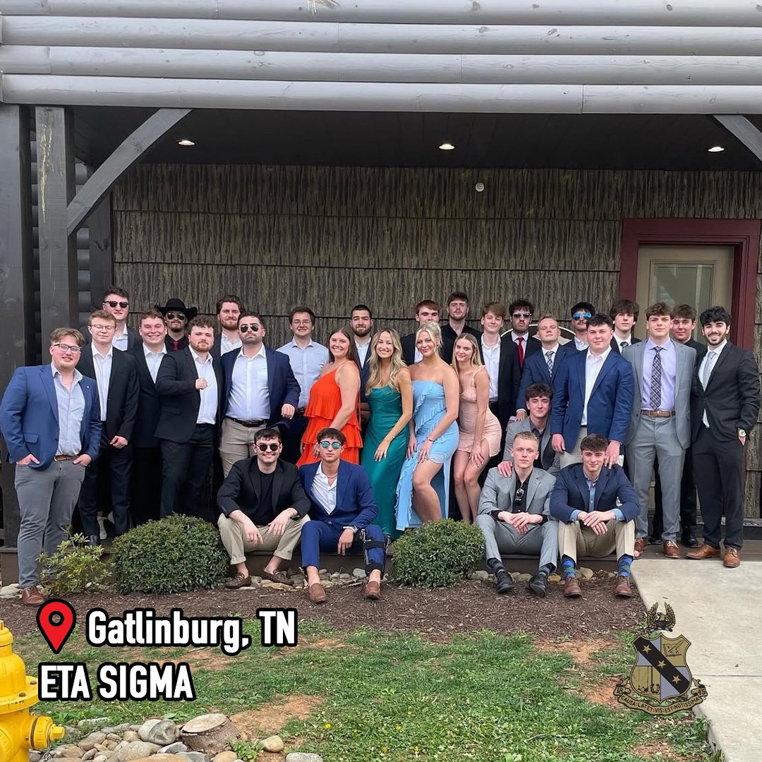 alphasigs's tweet photo. We hope everyone had a fantastic and safe experience at their formals!
Take a look at the amazing places our chapters visited to celebrate the close of another successful school year.
#Alphasig #TBTM https://t.co/fpE1RNOHmI