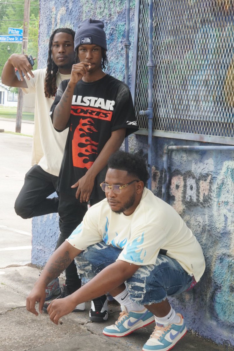 ELMorroRec's tweet image. I can’t lie I love dis life I live #LongLiveRome🕊️