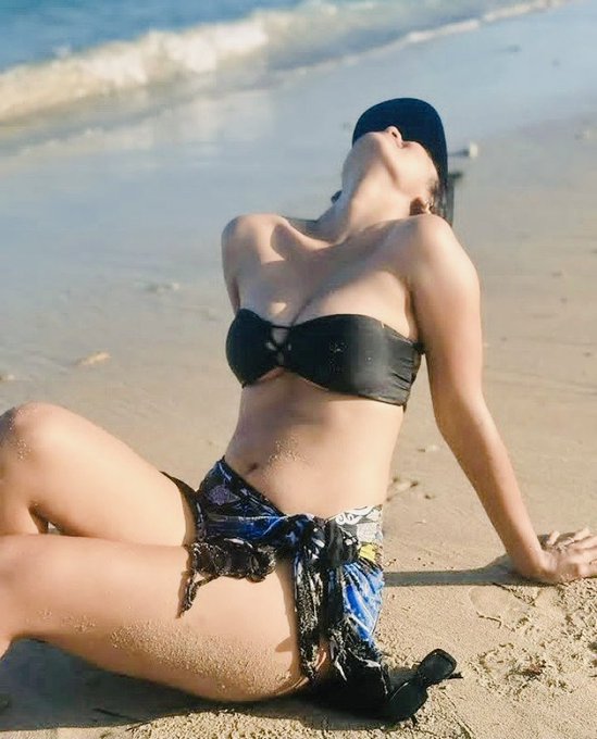 GpElwVyXoAUV549?format=jpg&name=small