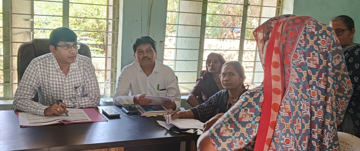 આજરોજ સરસ્વતી તાલુકાના ગણેશપુરા ગ્રામ પંચાયતની રૂબરૂ મુલાકાત કરી જરૂરી રેકર્ડ નિરીક્ષણ કર્યું તેમજ આંગણવાડી , પ્રાથમિક શાળા અને આરોગ્ય સેવાઓ બાબતે સ્થાનિક આગેવાનો તથા કર્મચારીઓ સાથે ચર્ચા કરી.

<a href="/CMOGuj/">CMO Gujarat</a> <a href="/InfoGujarat/">Gujarat Information</a> <a href="/InfoPatan/">Info Patan GoG</a> <a href="/CollectorPatan/">Collector Patan</a>