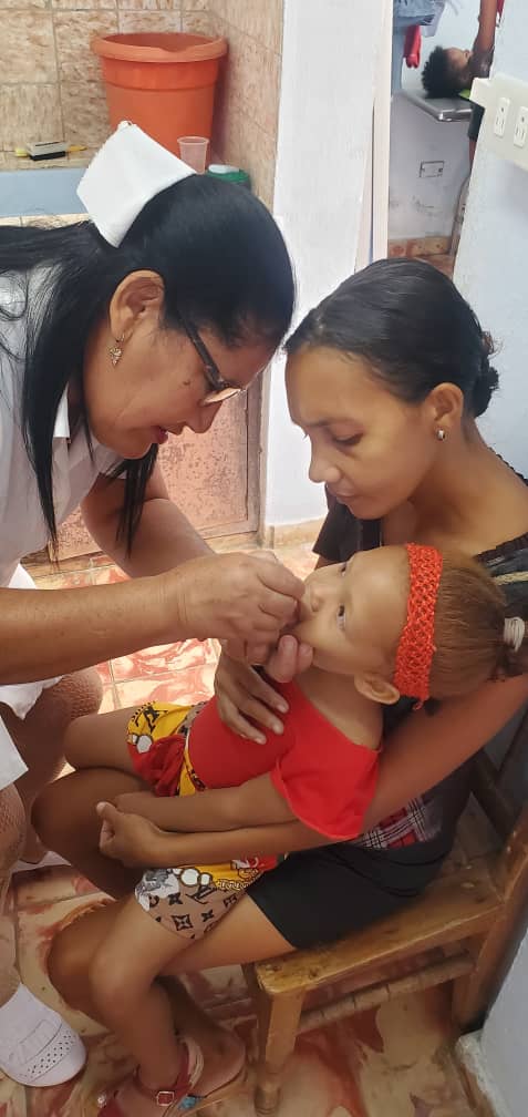 castilloauty's tweet photo. Songo La Maya  en campaña de vacunacio'n  Antipolio. https://t.co/CqIXkfinww