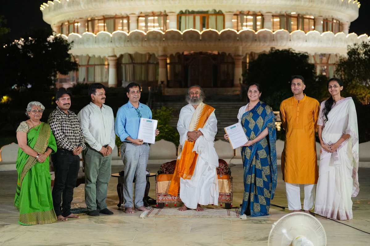 Gurudev Sri Sri Ravi Shankar (@gurudev) on Twitter photo It was nice having a conversation with Mr. Chitaranjan Tripathi, Director of <a href="/nsd_india/">National School of Drama</a>.
When drama mirrors life it becomes immersive. But to truly witness life, see it as a drama!
The National School of Drama has partnered with the World Forum for Art and Culture to It was nice having a conversation with Mr. Chitaranjan Tripathi, Director of <a href="/nsd_india/">National School of Drama</a>.
When drama mirrors life it becomes immersive. But to truly witness life, see it as a drama!
The National School of Drama has partnered with the World Forum for Art and Culture to