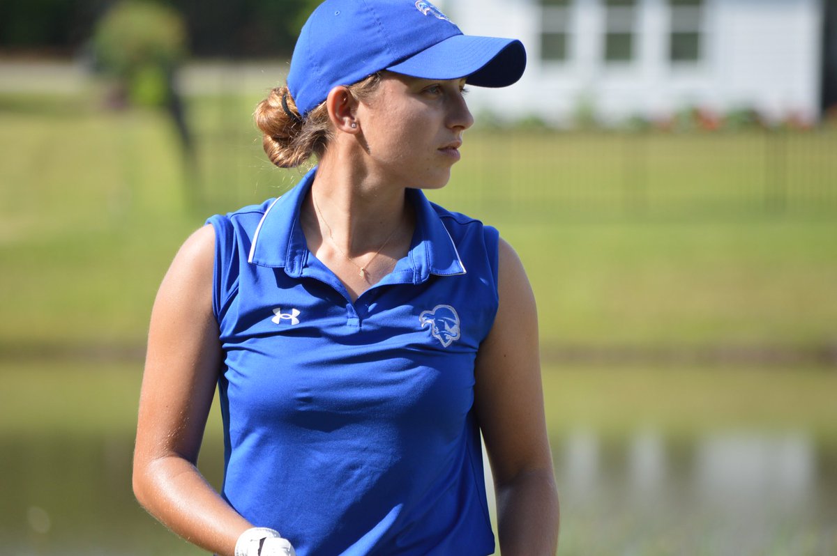 SHUWGolf's tweet image. Marta Aguilar birdies No. 12 and she cuts her deficit to only two strokes!
#HALLin β³οΈπ΄ββ οΈπ΅βͺοΈ