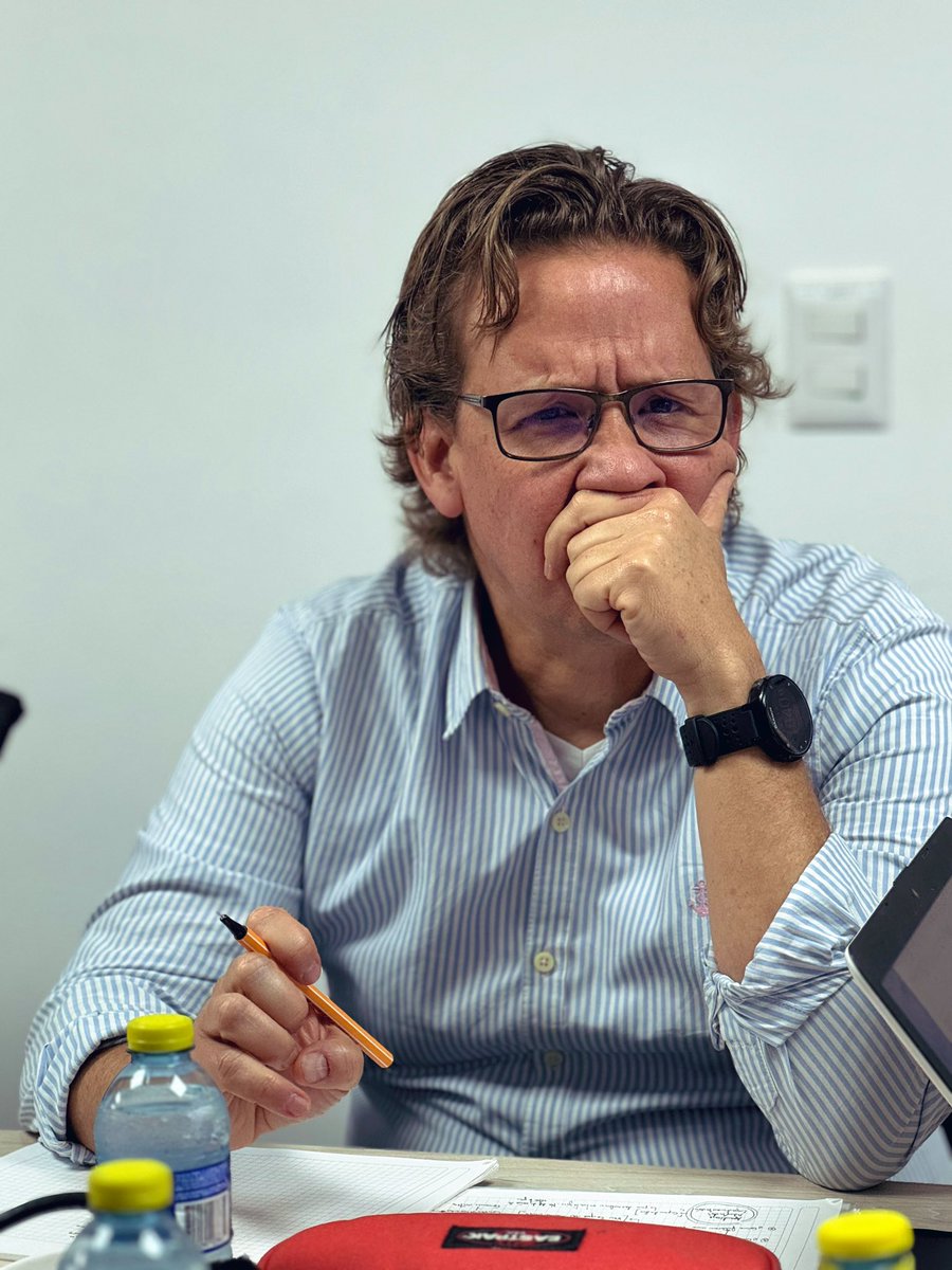 pro_santander's tweet photo. 💬Desde Prosantander, seguimos trazando un camino de innovación, transparencia y crecimiento para el futuro de nuestra región. ¡Santander avanza gracias al trabajo colectivo y la visión estratégica! https://t.co/5M5EAJ5sRV