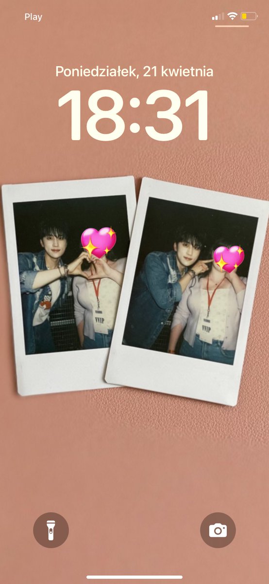 a_cozy_woo's tweet image. Well #Junwoo made it and ended up on my wallpaper