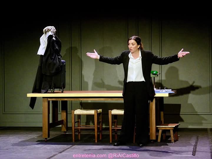 #ACPT 

PRIMA FACIE de Suzie Miller con Regina Blandon bajo la dirección de Camilla Brett llega al <a href="/Helenico/">Centro Cultural Helénico</a>

Sábado 19:00h y domingo 18:00h. Del 26 de abril al 11 de mayo de 2025.

📷 <a href="/RiAlCastillo/">яι¢αя∂σ α. ¢αѕтιℓℓσ ¢υєναѕ</a>

#PRESENCIAACPT #PREMIOSACPT