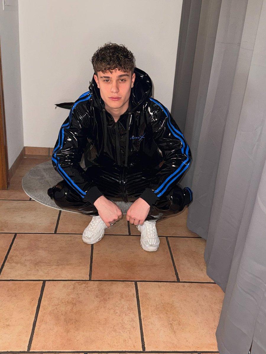 Joshua😈📩 tweet media