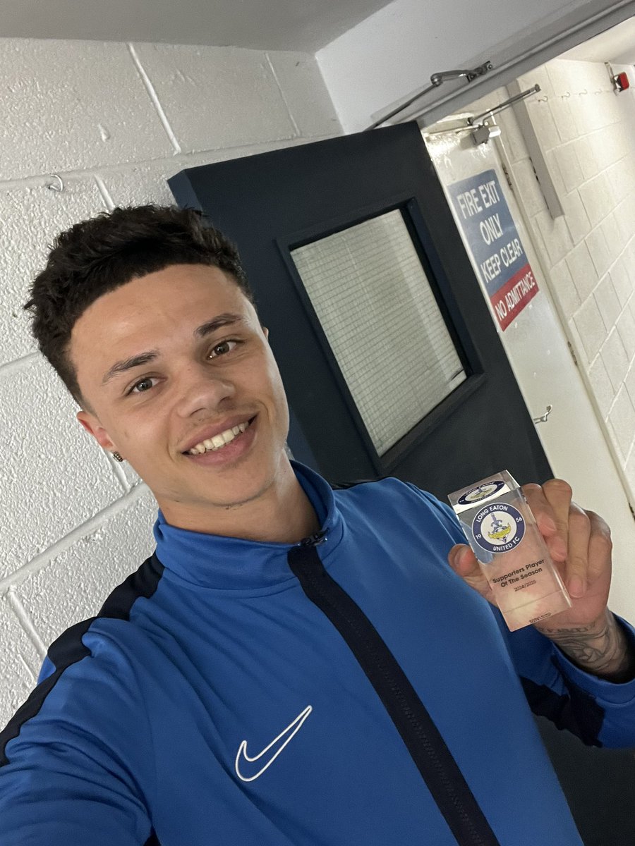 Your 2024/25 Supporters Player of the Season, Ryan Campbell-Gordon🏆

#YouBlues🔵⚫️
